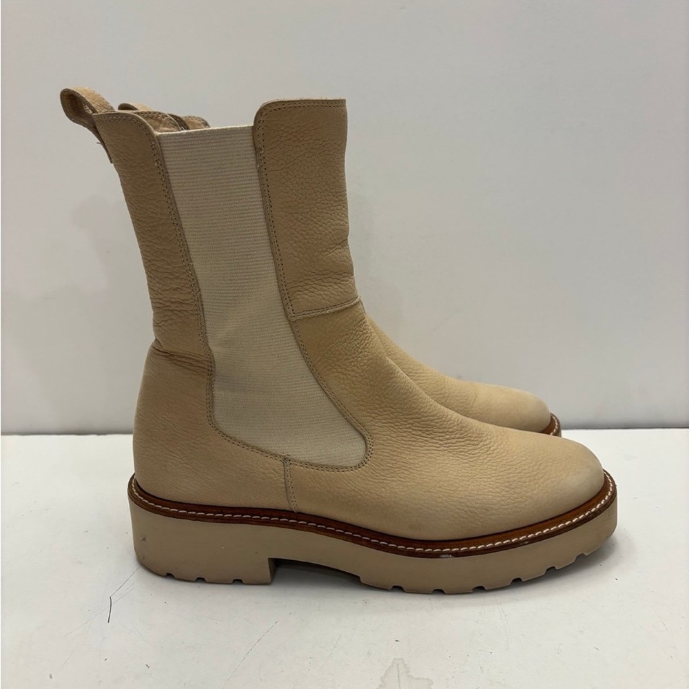 Paul Green Women's Classic Beige
Leather Lug Sole Chelsea